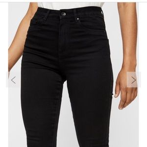 🖤VERO MODA SKINNY JEANS🖤